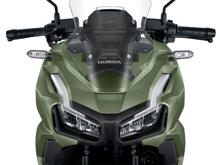 เปิดตัว 2025 Honda ADV160 เอสยูวีไบค์ เฉดสีใหม่ ค่าตัว 99,900 บาท 2025 Honda ADV160