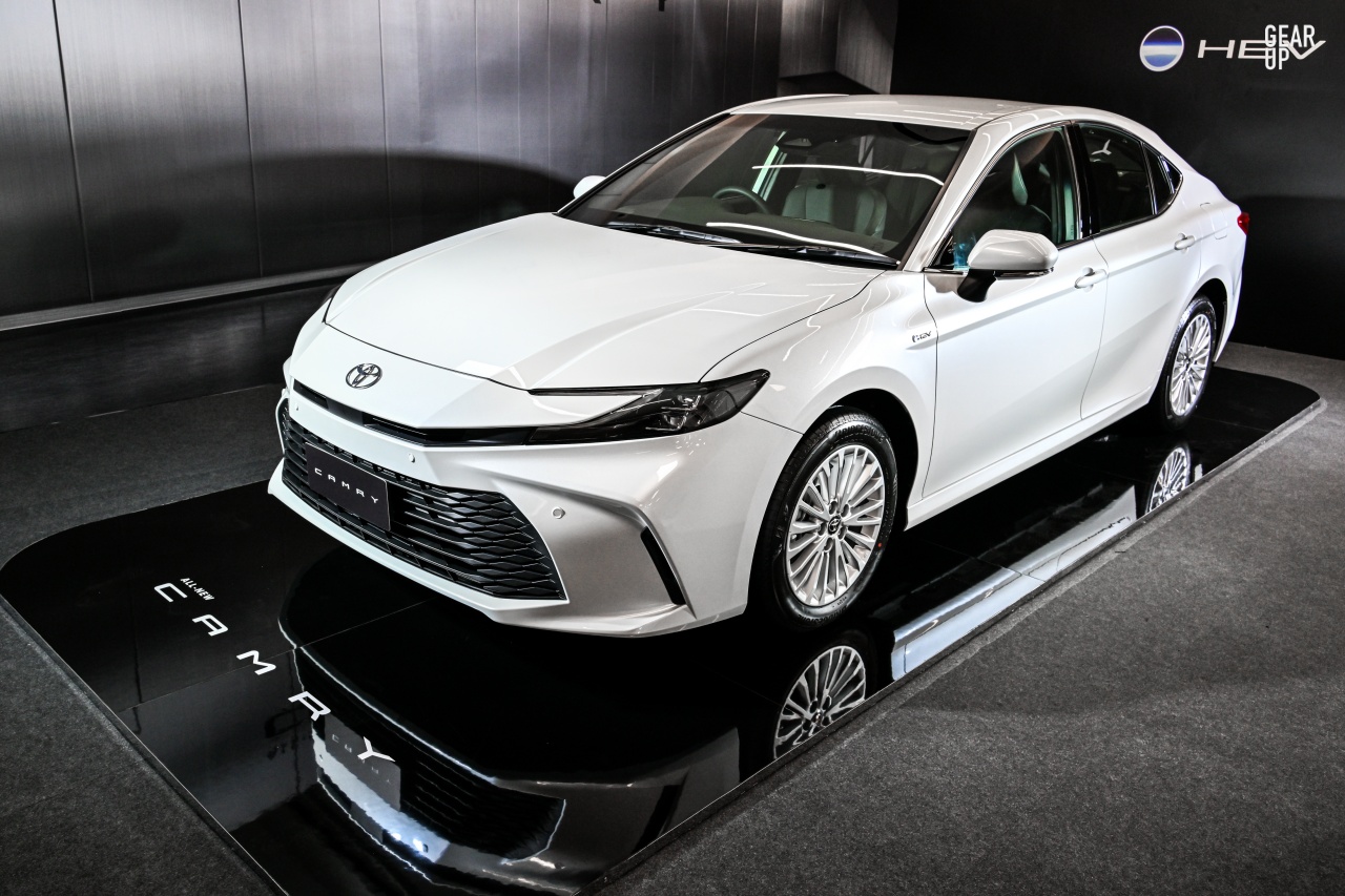 2025 Toyota Camry 