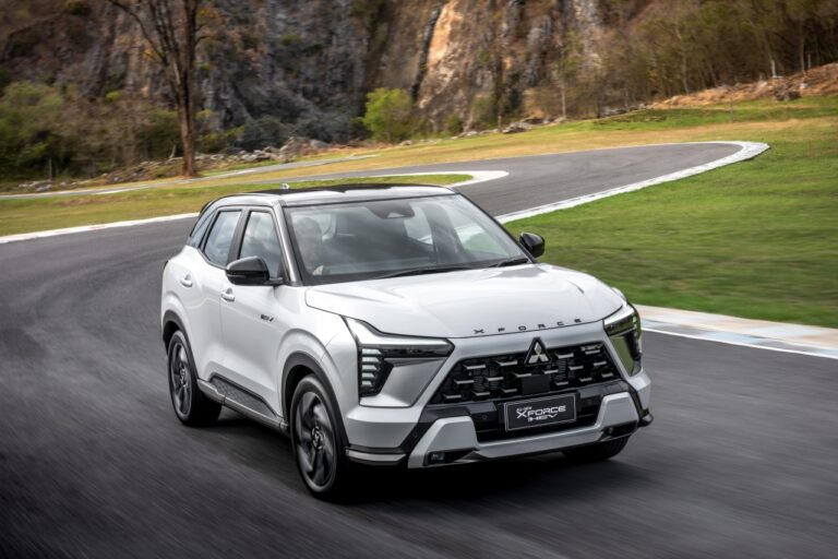 Mitsubishi X Force