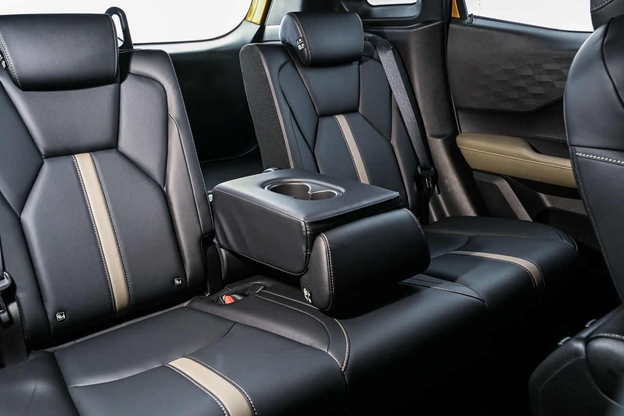 Mitsubishi XFORCE HEV