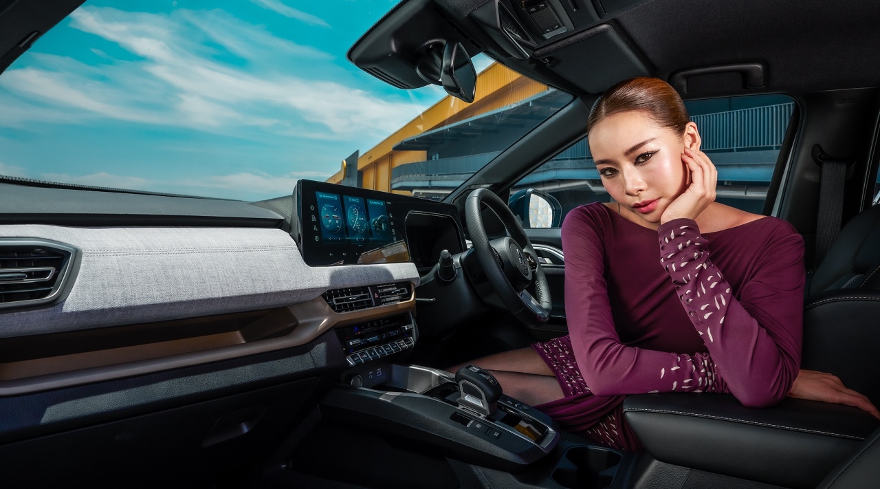 MITSUBISHI XFORCE HEV