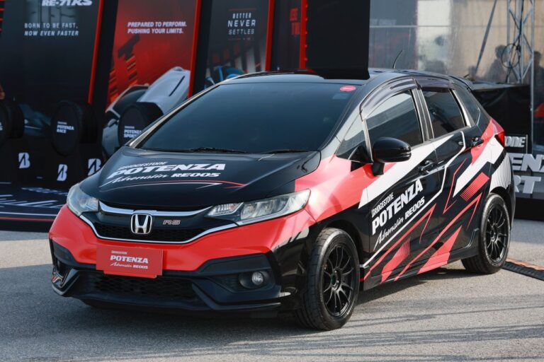 เปิดตัว BRIDGESTONE POTENZA Adrenalin RE005 BRIDGESTONE POTENZA Adrenalin RE005