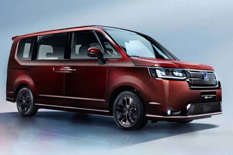เตรียมนำเข้า Honda STEP WGN e:HEV ใหม่ ใน Motor Expo 2025 Honda STEP WGN e:HEV