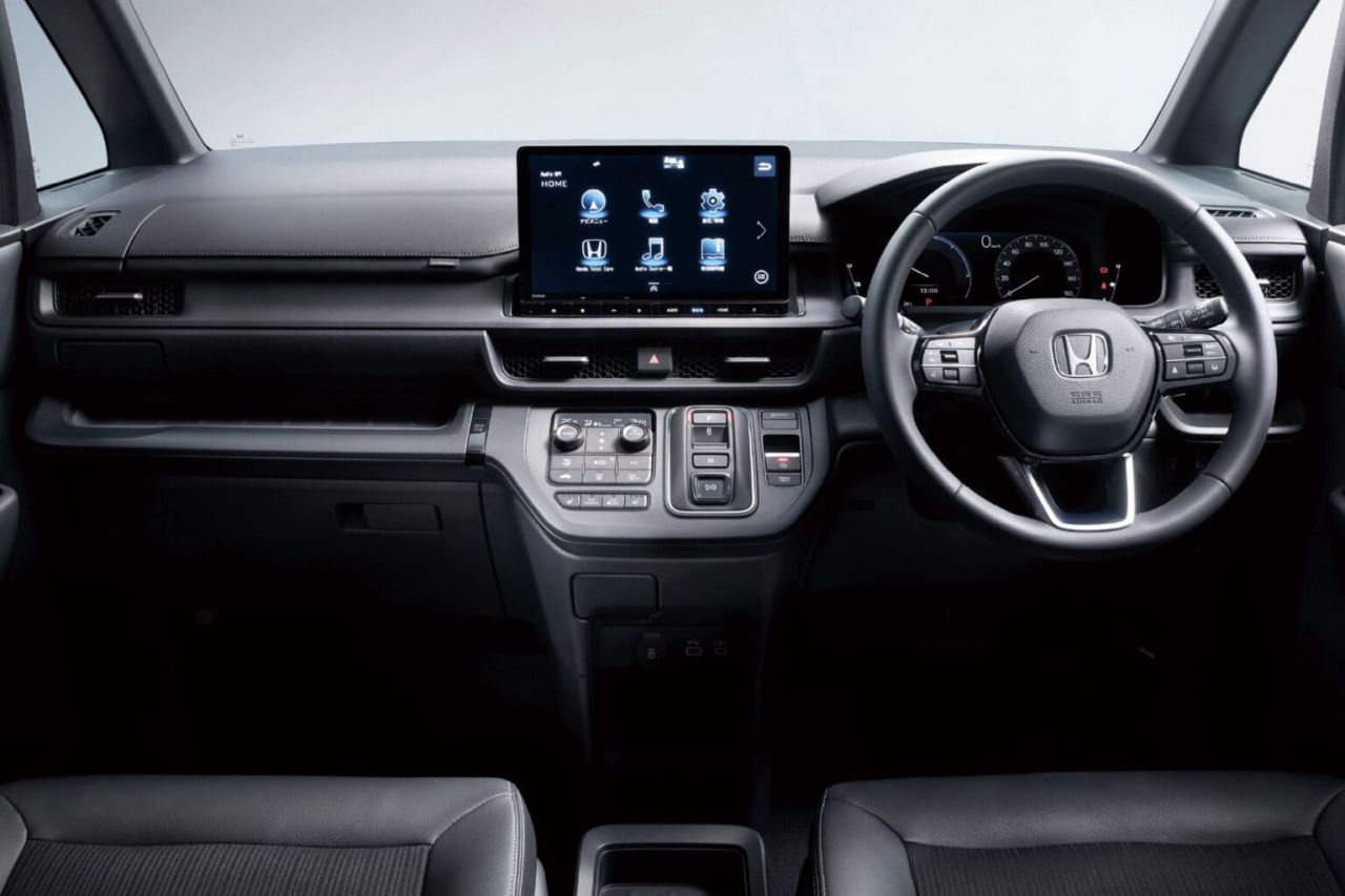 Honda STEP WGN e:HEV
