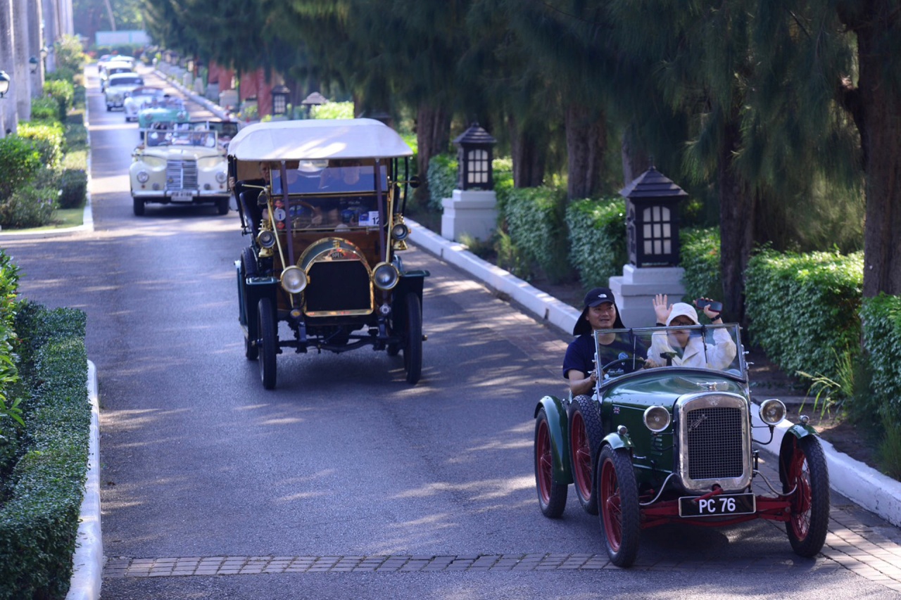Vintage Car Parade